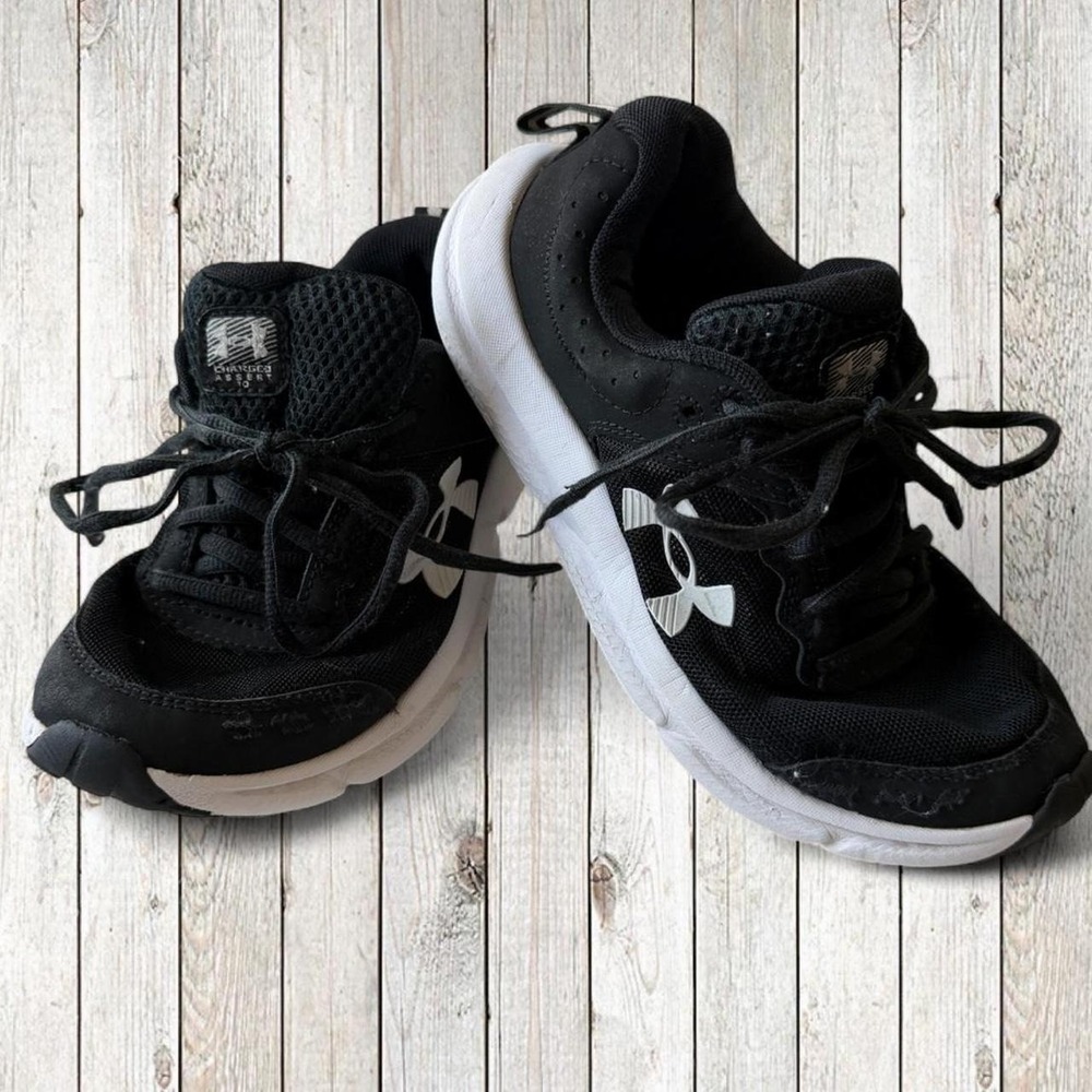 Under Armour Charged Assert 10 Black White Running Sneakers Youth 4.5Y
